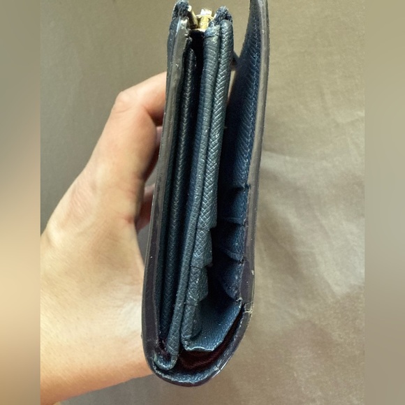 GUC Paul Smith Navy Blue Zip Wallet - Picture 2 of 7